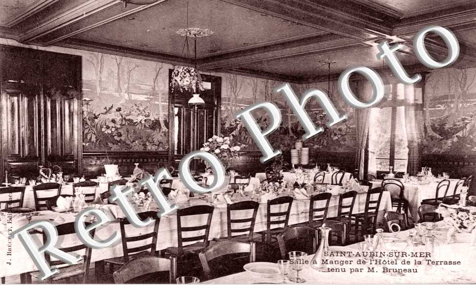 Salle a manger de l&#039;hotel de la terrasse tenu par M. Bruneau