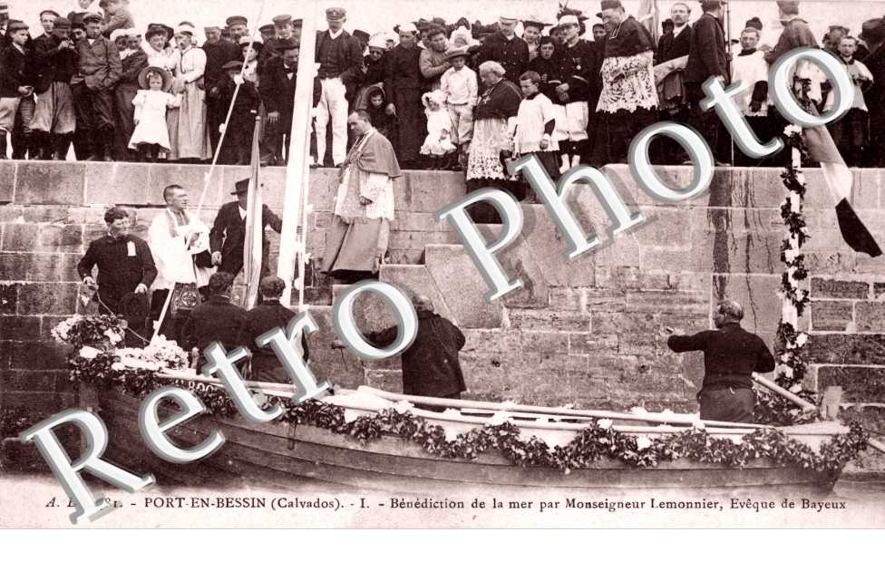 benediction de la mer par monseigneur Lemonnier, eveque de Bayeux