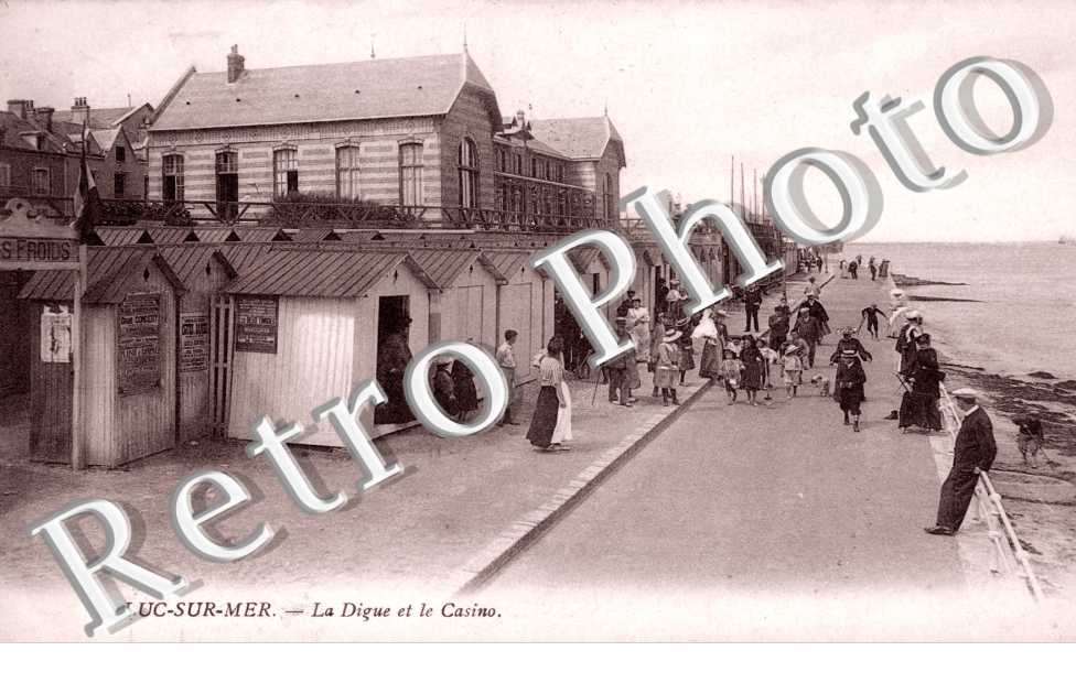 Luc-sur-Mer, la Digue et le Casino