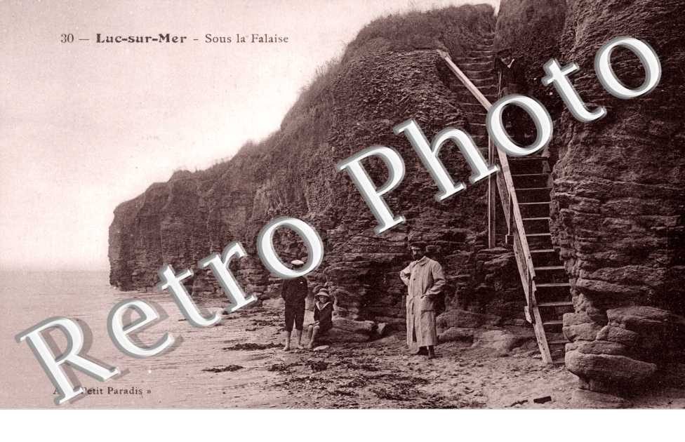 Sous la Falaise