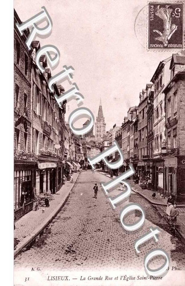 la Grande Rue et l&#039;Eglise Saint-Pierre