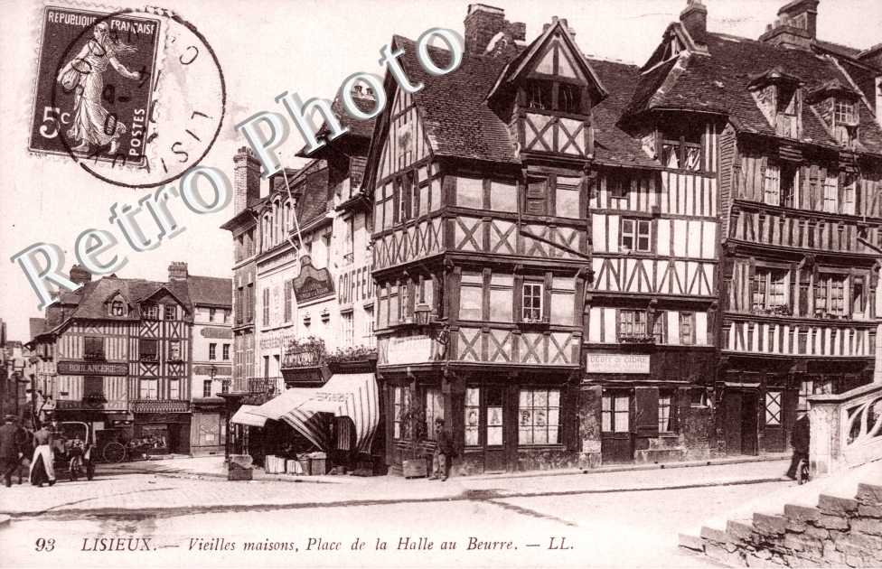 Place de la Halle au Beurre