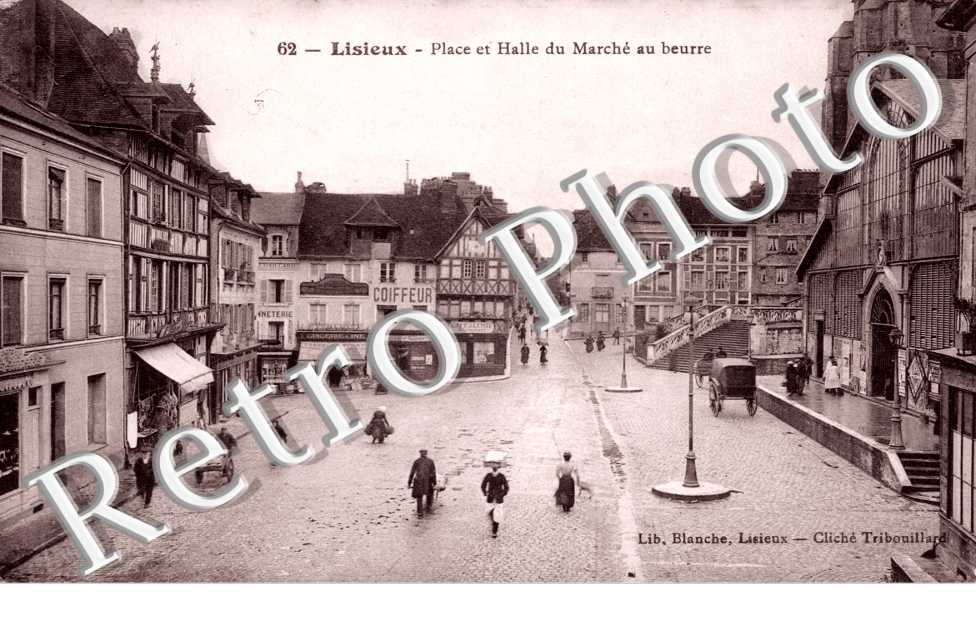 Place et Halle du Marche au beurre