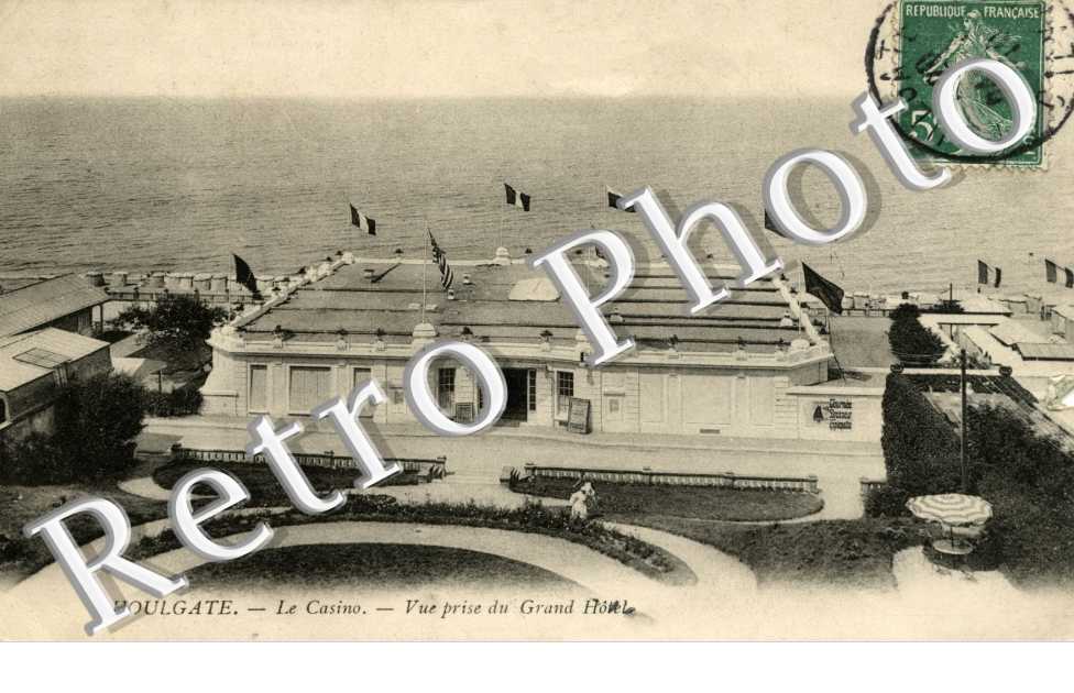 Le Casino - Vue prise du Grand Hotel
