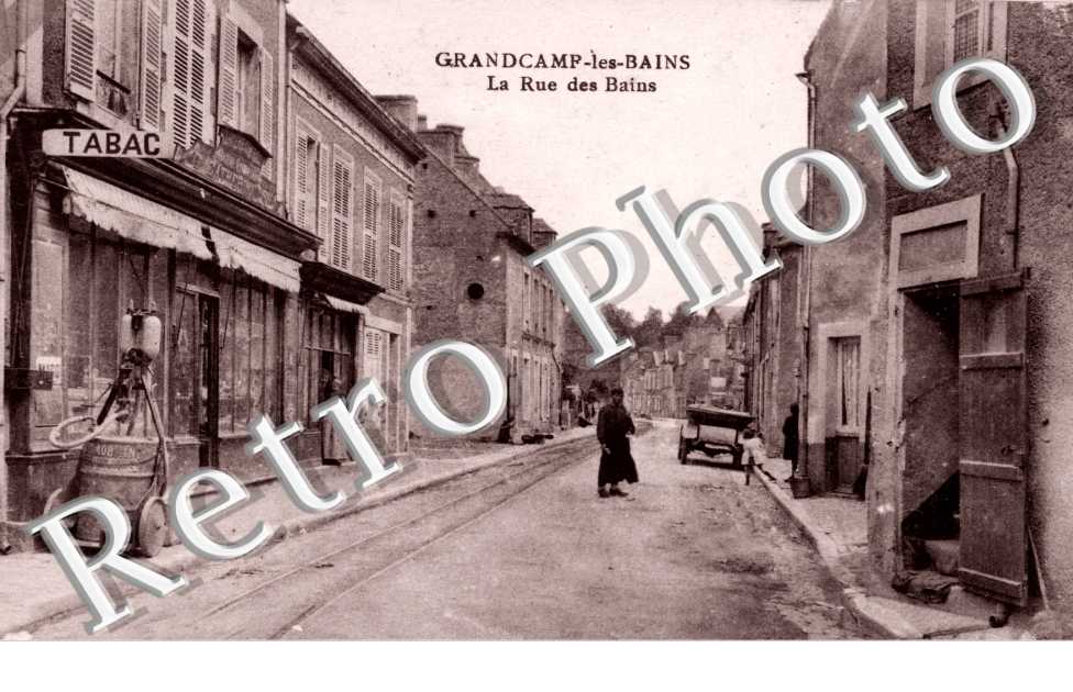 La rue des bains