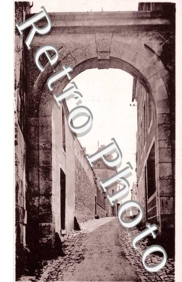 Porte Phillipe Jean