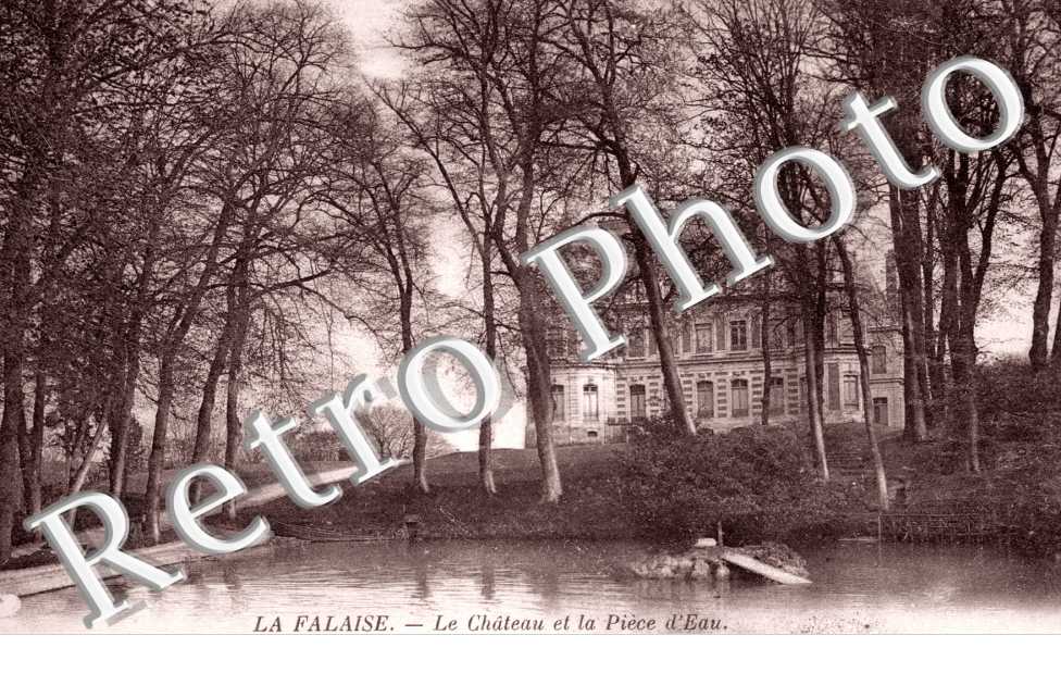 Chateau et la piece d&#039;eau