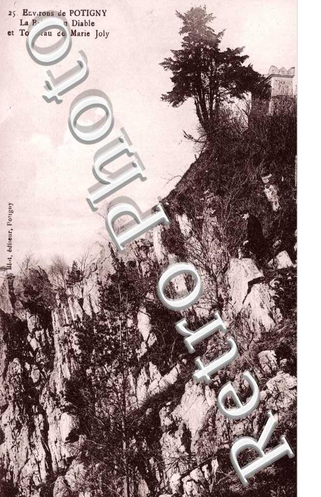 Breche au Diable, Tombeau de Marie Joly