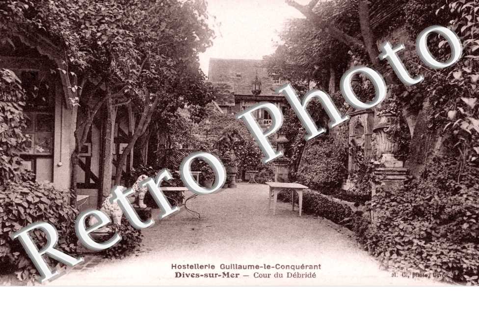 hotellerie Guillaume le Conquerant, cour du Debride