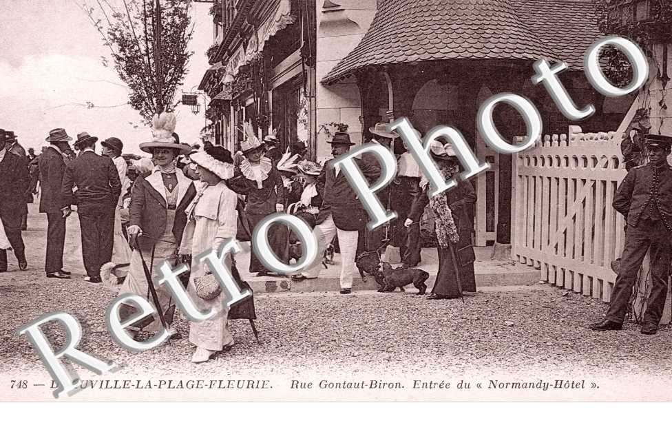 Rur Gontaut Biron - Entree du Normandy Hotel