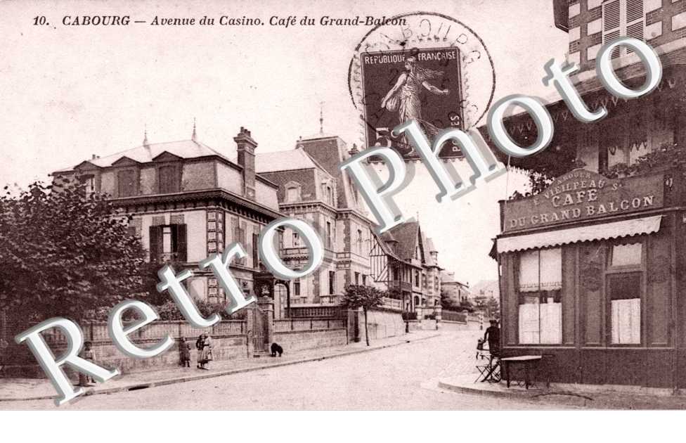 Avenue du Casino - cafe du Grand balcon