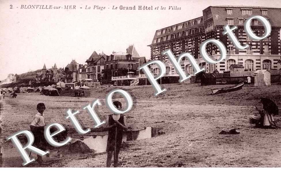 la plage, le Grand Hotel et les villas