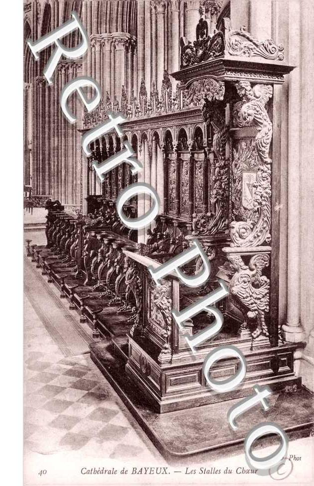 Statue du Choeur, Cathedrale