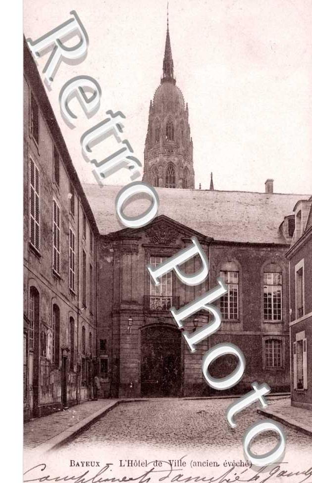 HOTEL DE Ville