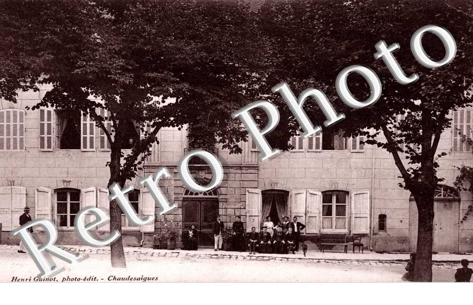 (une place)