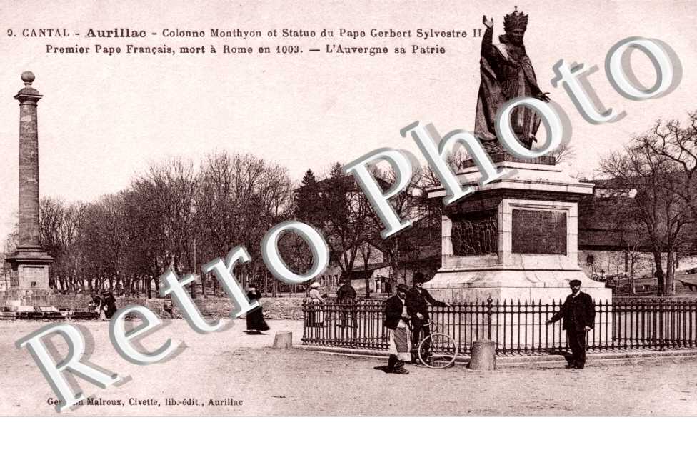 Colonne Monthyon et Statue du Pape Gerbert