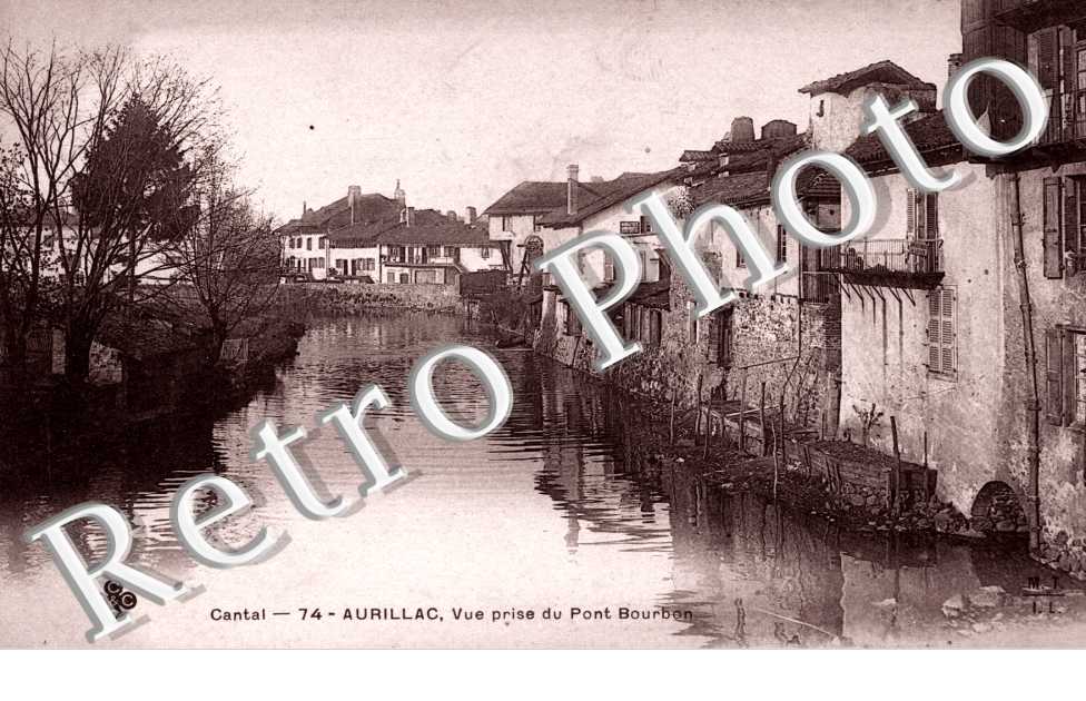 Vue prise du pont Bourbon