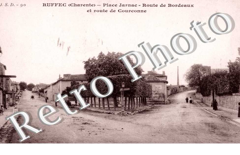 Place Jarnac, Route de Bordeaux et Route de Courconne