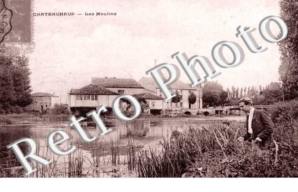Les Moulins