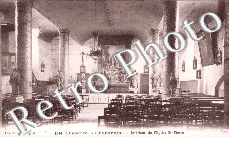 Interieur de l'Eglise Saint Pierre