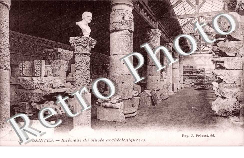 Interieur du Musee Archeologique