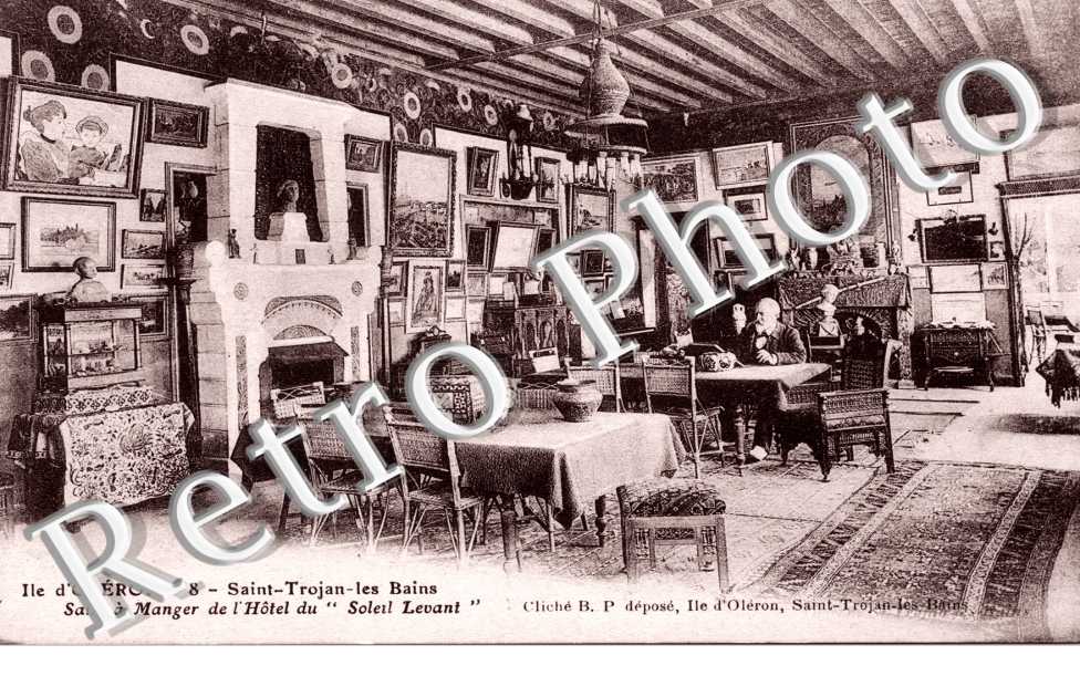 Salle a Manger de l'Hotel du Soleil Levant