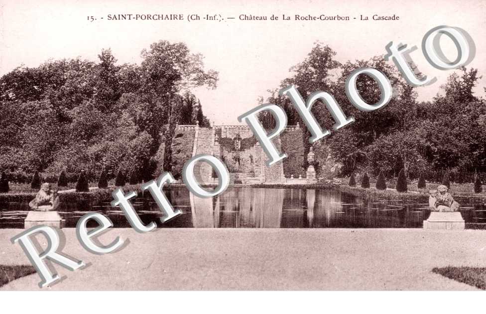 Chateau de la Roche Courbon, la Cascade