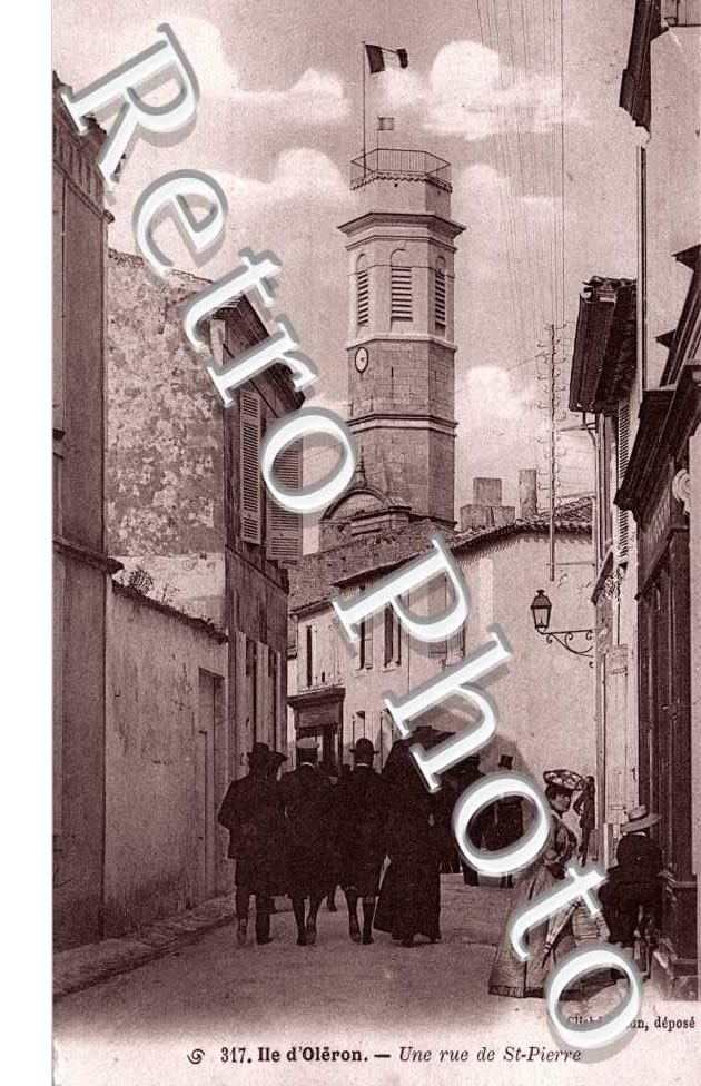 une rue de saint pierre