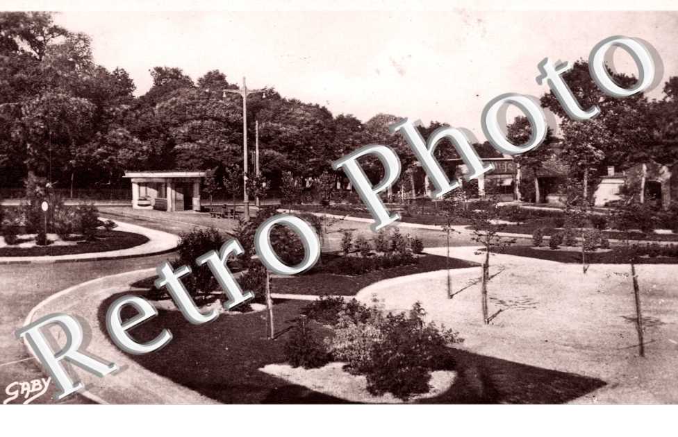 Square Salengro