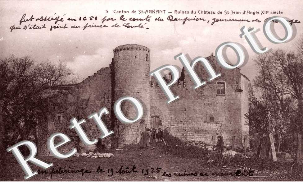 Ruines du chateau de Saint-Jean d&#039;Angle