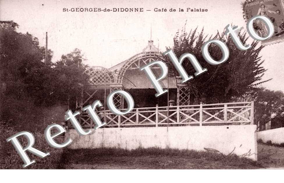 cafe de la Falaise