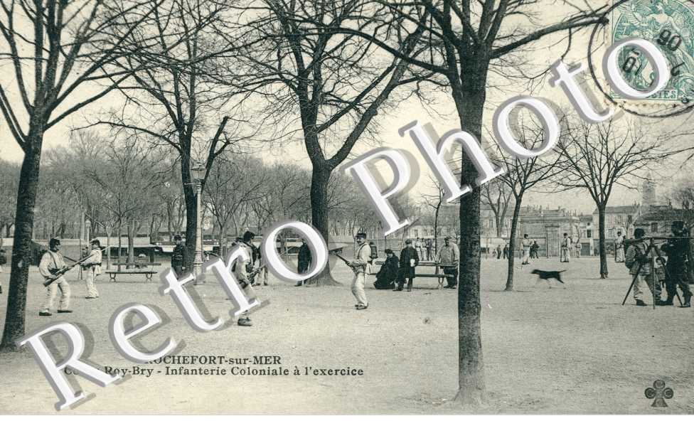 Infanterie Coloniale a l'exercice
