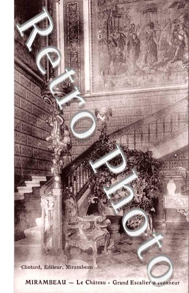 Grand escalier d&#039;honneur - chateau
