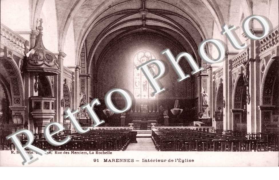 Interieur de l'Eglise