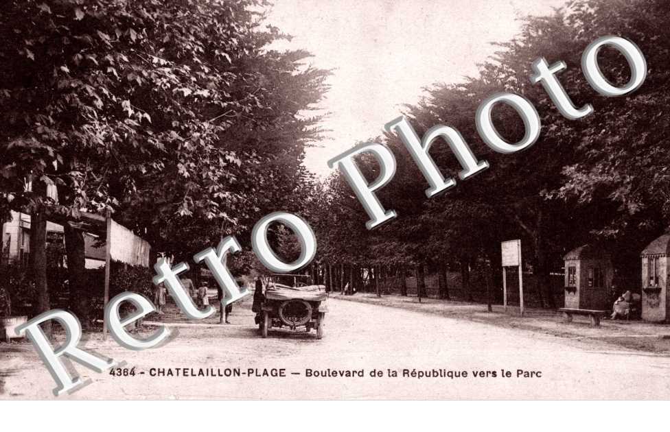 Boulevard de la Republique vers la Plage
