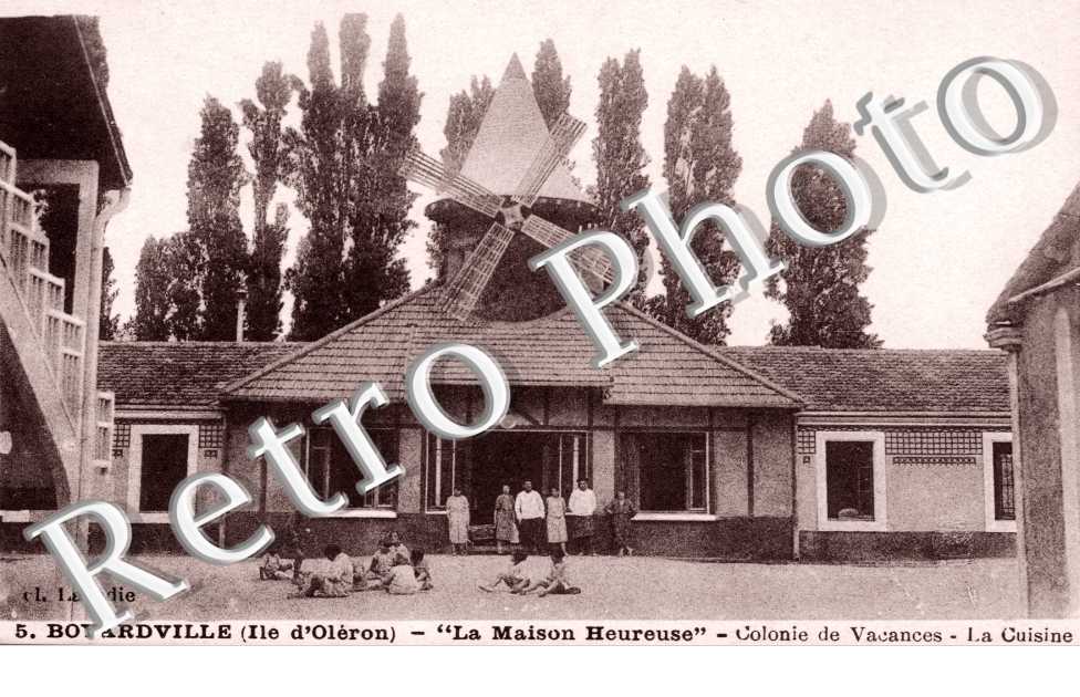  La Maison Heureuse, Colonie de Vacances, La Cuisine