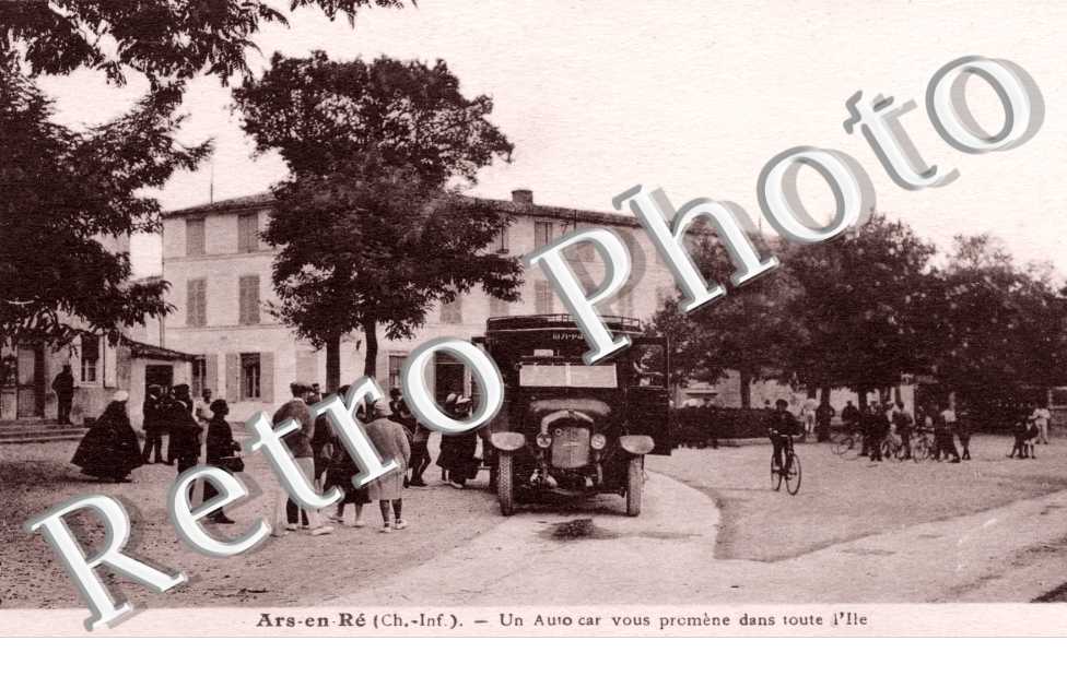 Un auto car