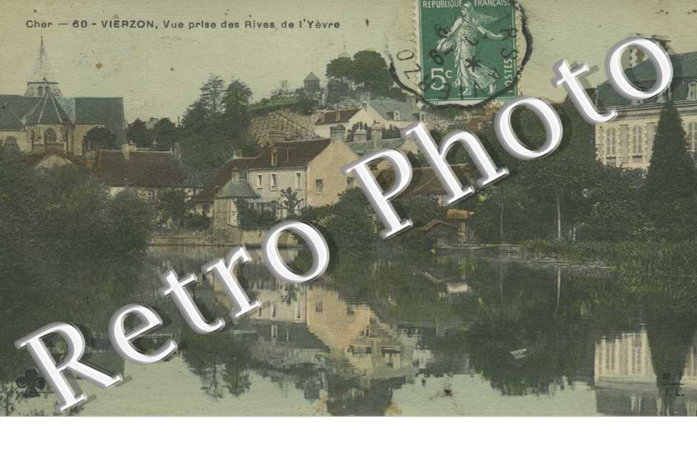 vue prise des rives de l&#039;Yevre