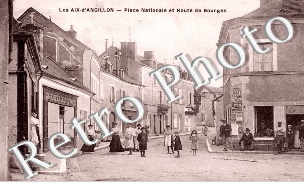 place nationale et route de Bourges