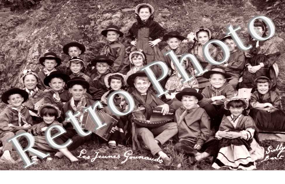 les petits Gounauds de Bort Societe folklorique  -  annees 50