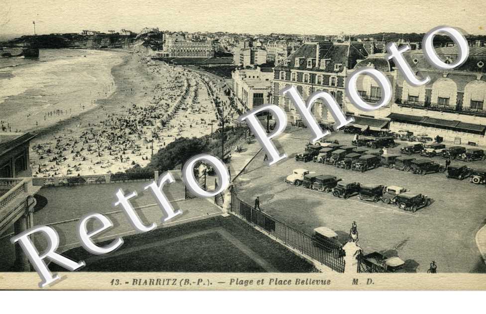 Plage et Place Bellevue