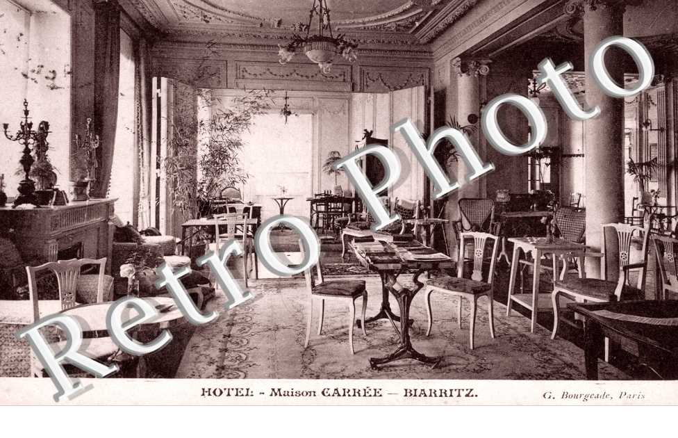 Hôtel - Maison Carrée