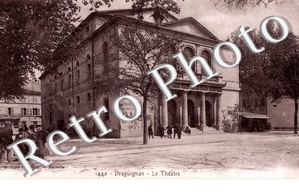 Le Theatre