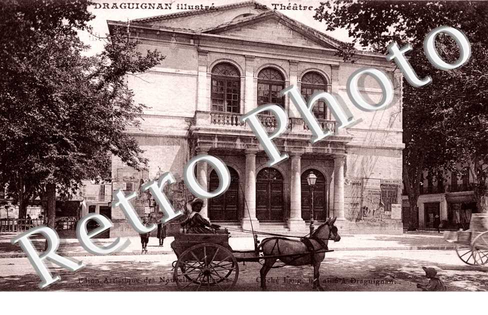 Le Theatre