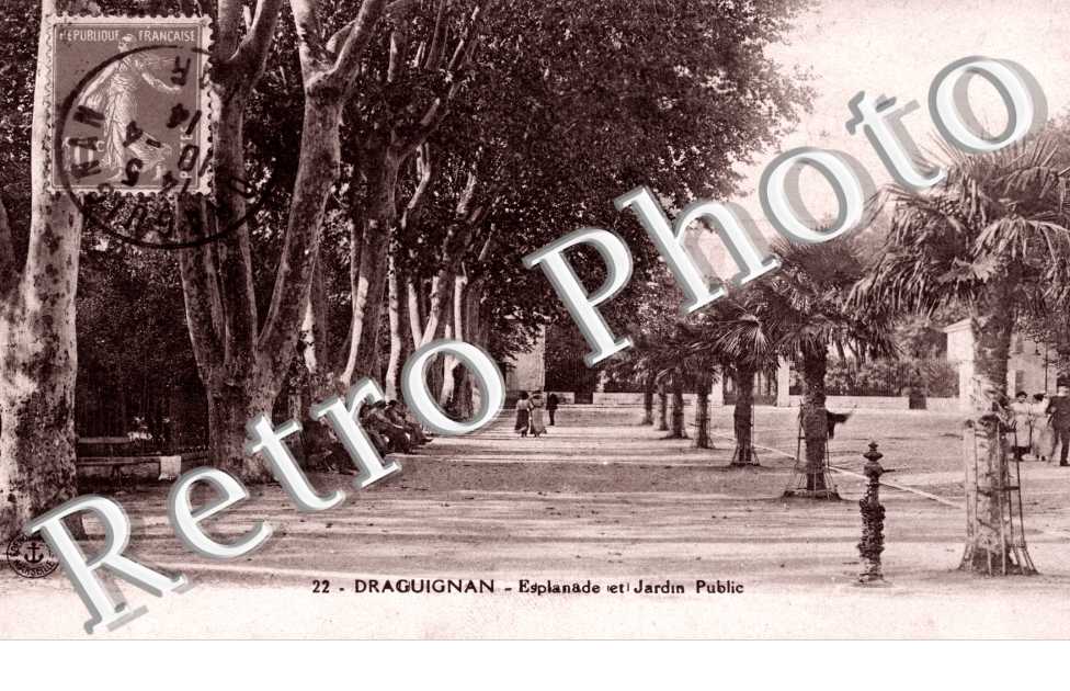 Esplanade et Jardin Public