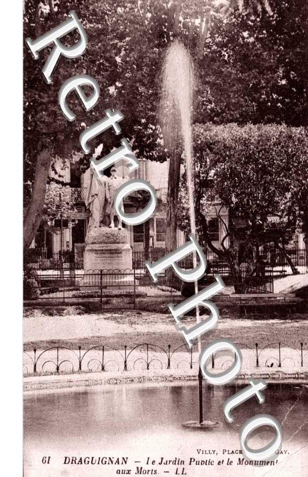 Le Jardin Public et le Monument aux Morts