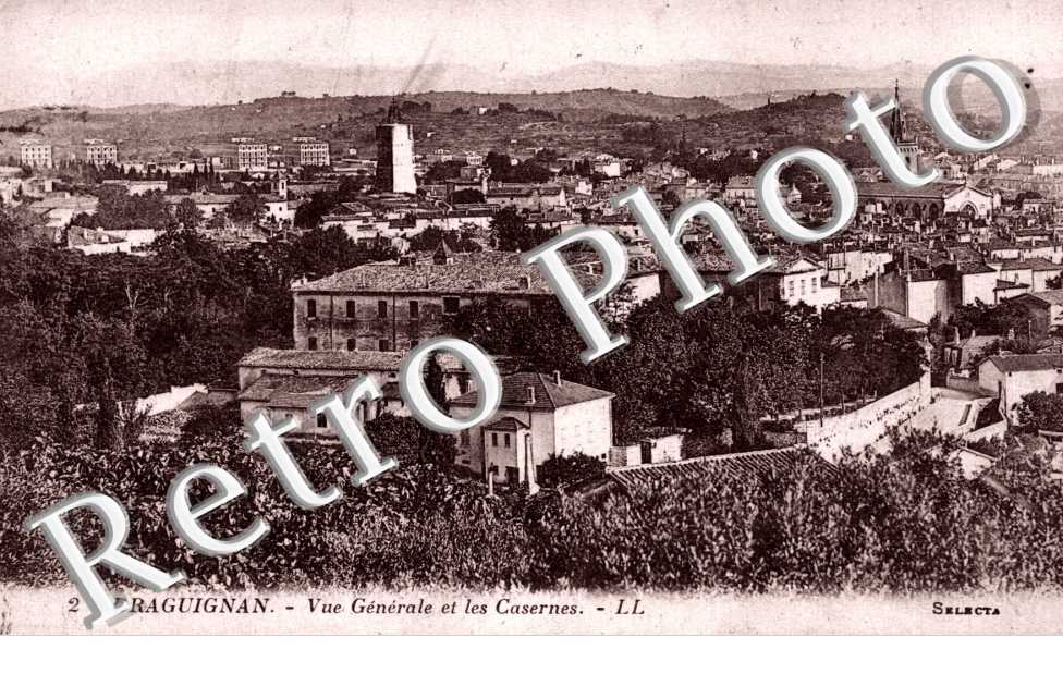 vue generale et les casernes
