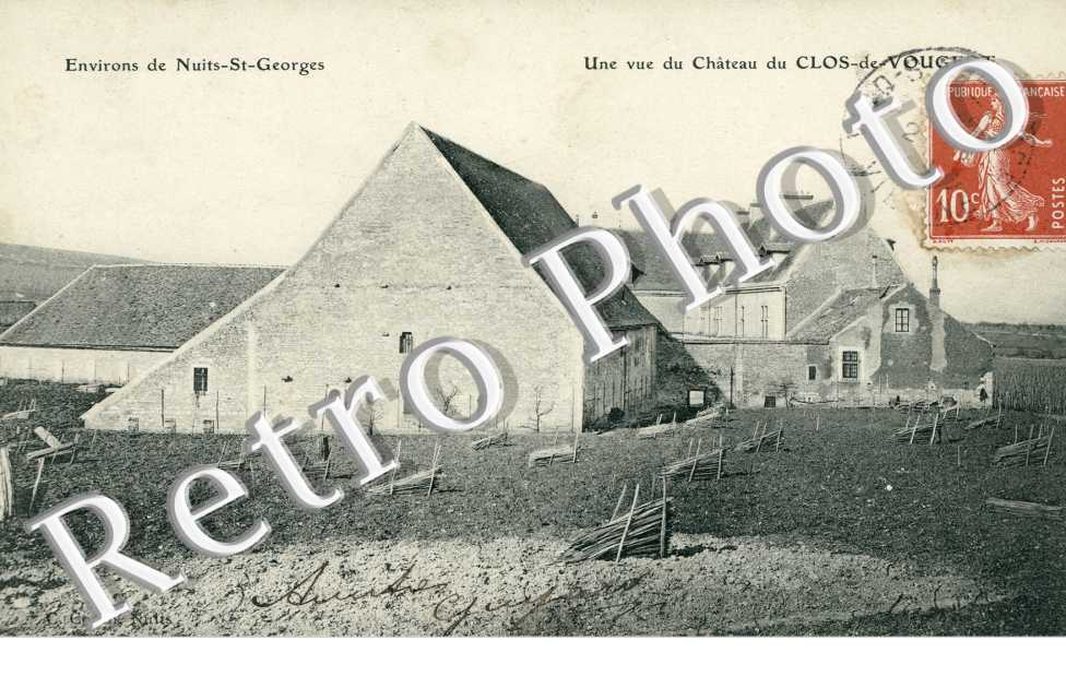 Vue du Chateau du Clos de Vougeot