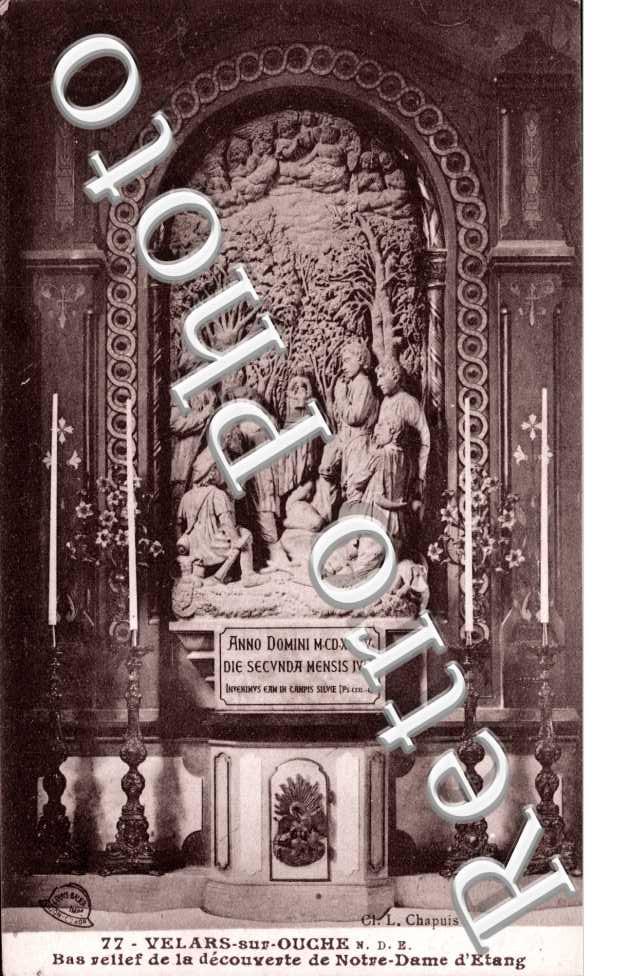 Bas relief de la decouverte de Notre Dame d'Etang