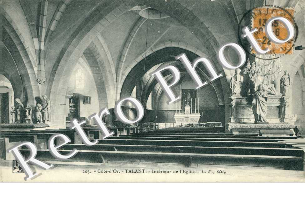 Interieur de l'Eglise